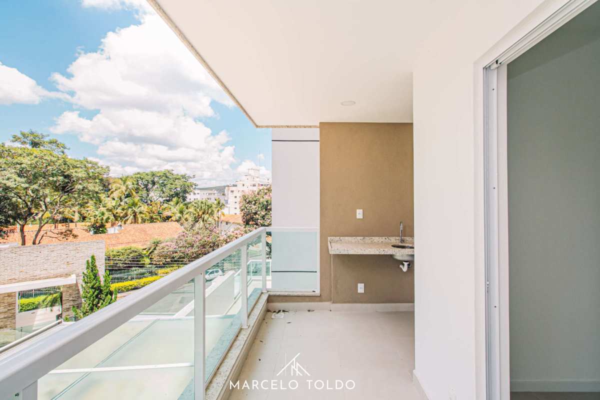  - Apartamento à venda, no Praça Kennedy em Juiz de Fora, São Mateus, com 3 quartos, 72,50m²