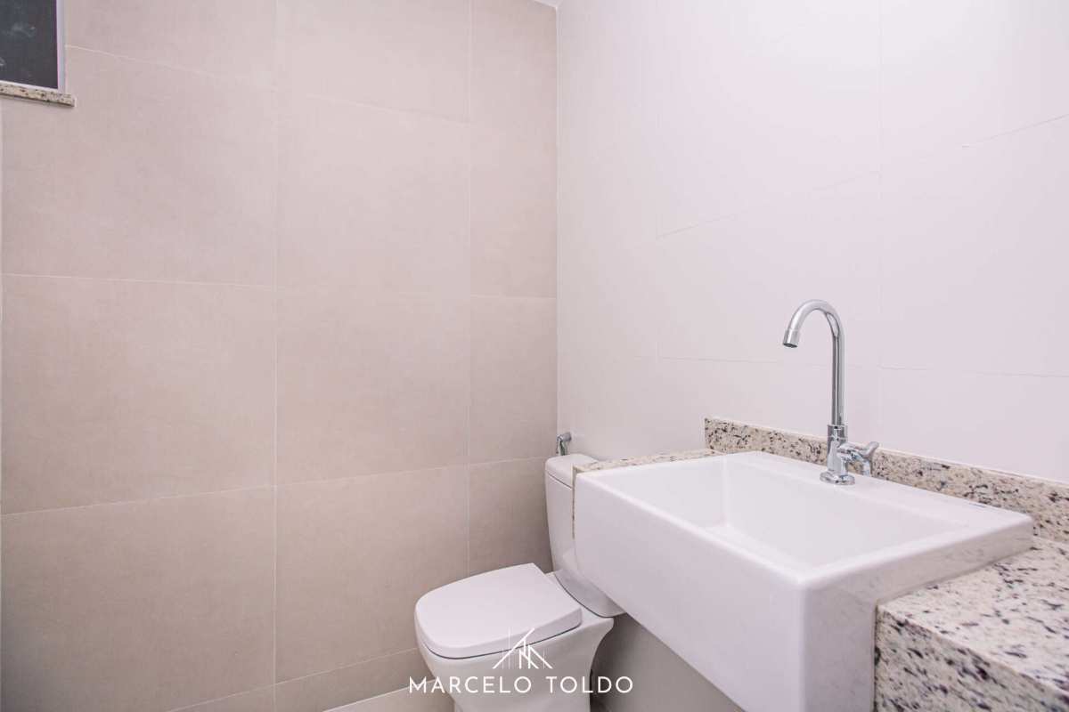  - Apartamento à venda, no Praça Kennedy em Juiz de Fora, São Mateus, com 3 quartos
