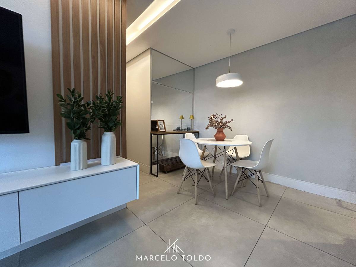 Sala de jantar - Apartamento à venda, no Edifício Château Montpellier em Juiz de Fora, Estrela Sul, com 2 quartos, 85m²