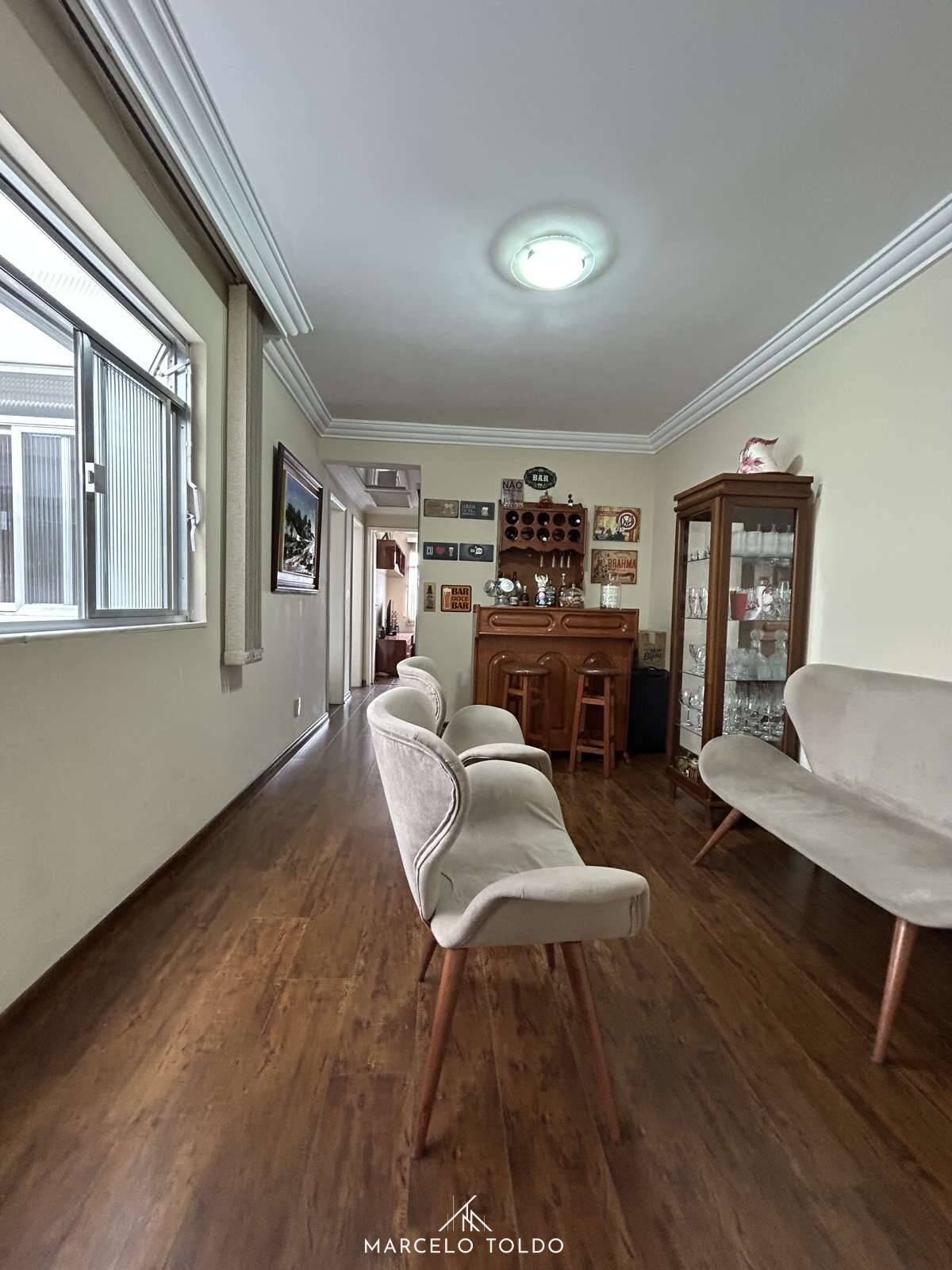 Apartamento à venda, no Edifício Rafael Zacarias em Juiz de Fora, Alto dos Passos, com 3 quartos, 90m² - Marcelo Toldo Imóveis