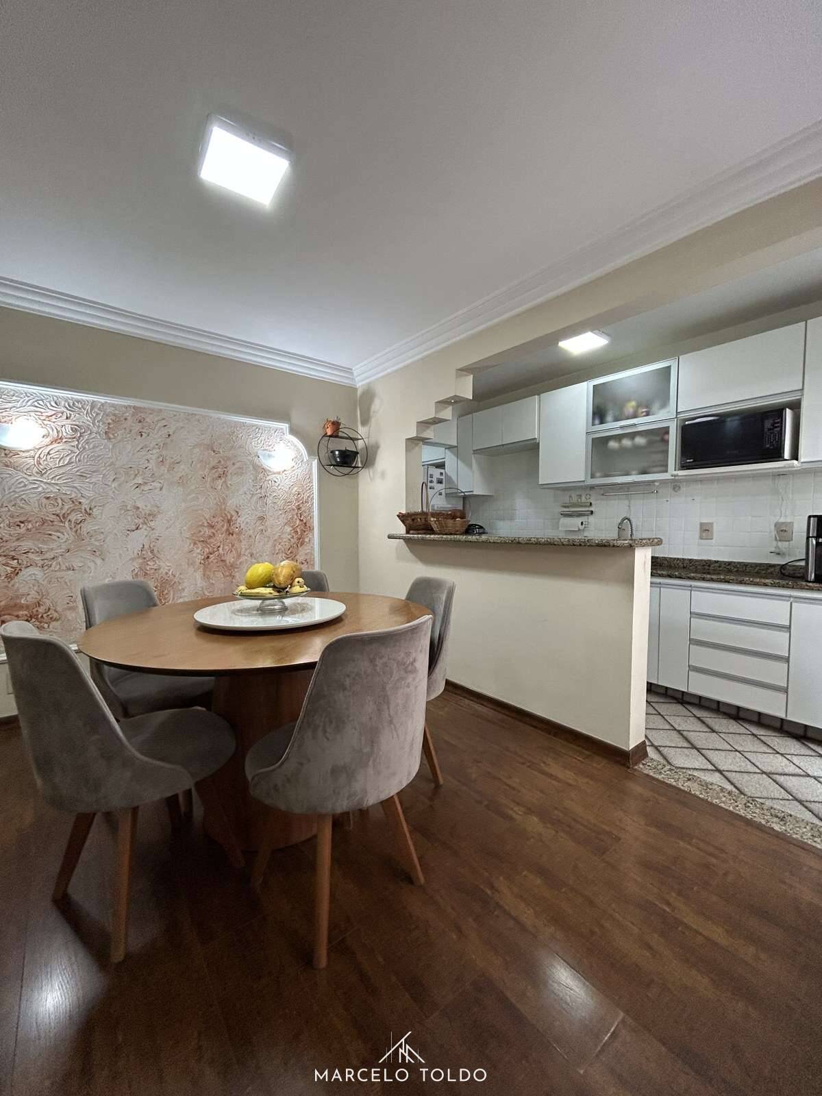 Sala de jantar - Apartamento à venda, no Edifício Rafael Zacarias em Juiz de Fora, Alto dos Passos, com 3 quartos, 90m²
