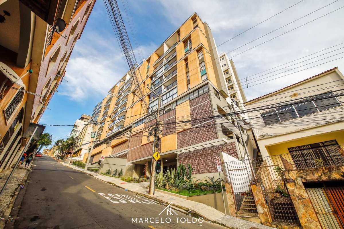  - Duplex à venda, no Dnar Rocha em Juiz de Fora, São Mateus, com 4 quartos